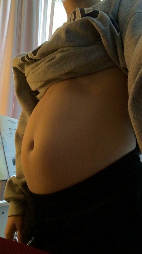 Lilly Brown model top photos