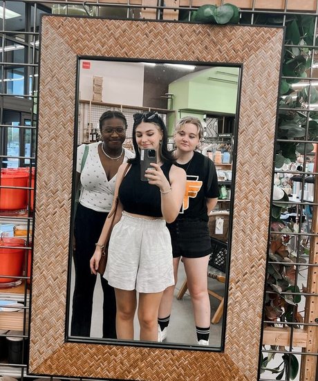 Sarah Lynne Marie high quality pornstar photo