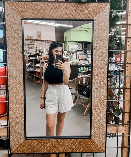 Sarah Lynne Marie nice pornstar picture