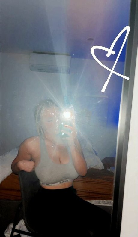 Charlotte Page free actress pictures