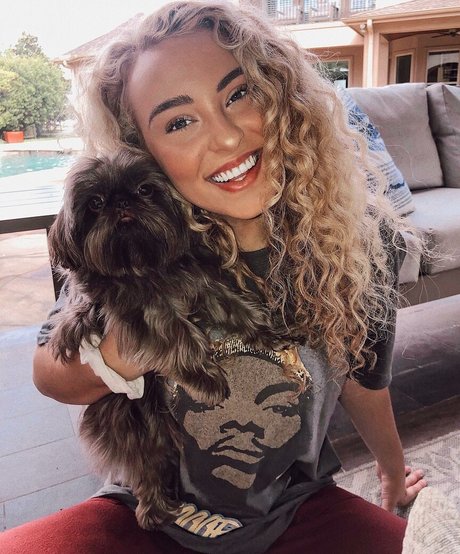 Caroline Wall nice actress archive