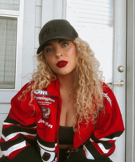 milf pantyhose onlyfans free xxx pictures