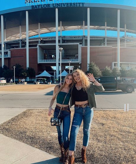 fitness ass onlyfans beautiful naked pic