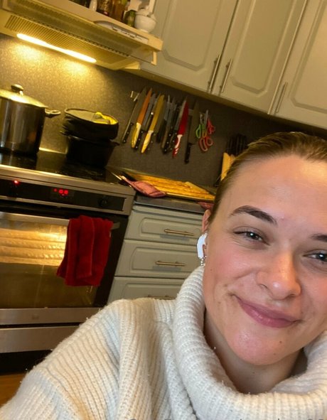 monicar96 top star photo