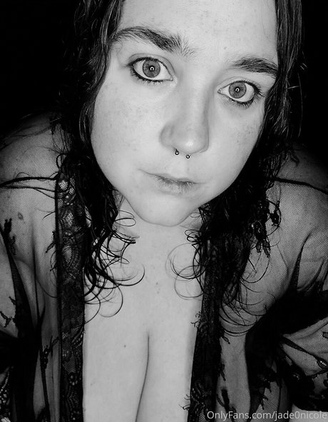 jade0nicole model porn gallery