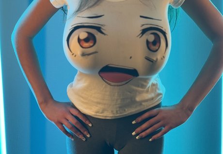 Estallia beautiful model photo