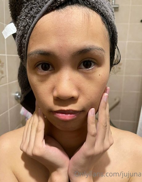 boobs selfie onlyfans perfect picture