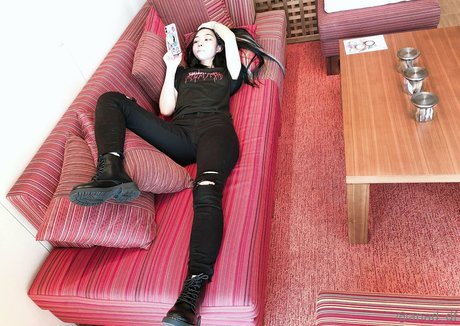 anad df model pornographic picture