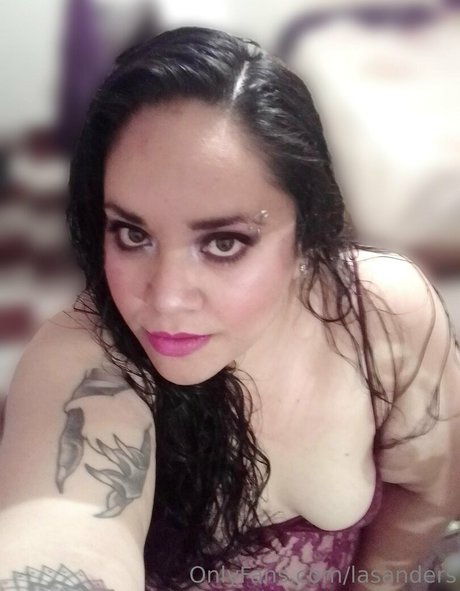 lasanders model top gallery