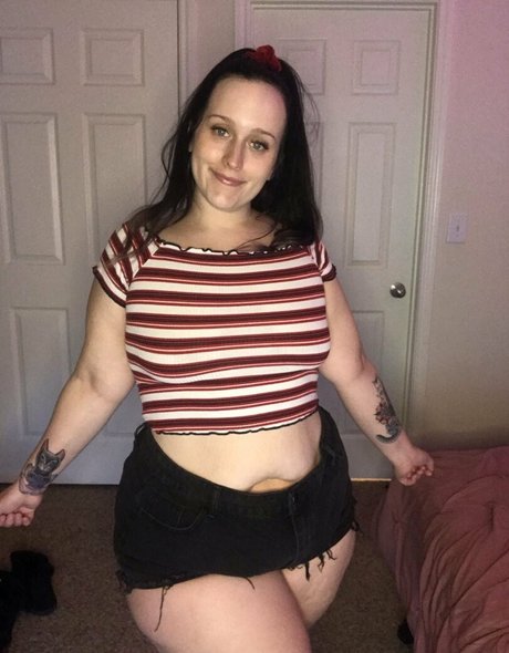 shellycream hot model photo