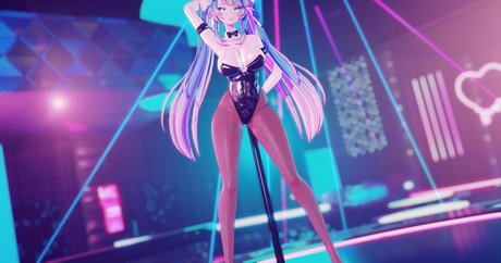 Silvervale Patreon hot model image