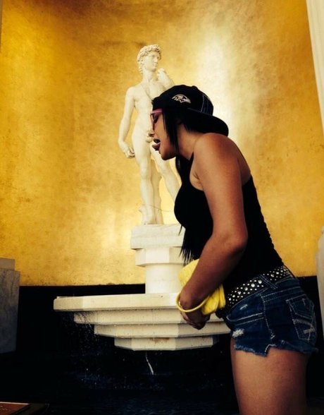 tranny onlyfans art naked photos