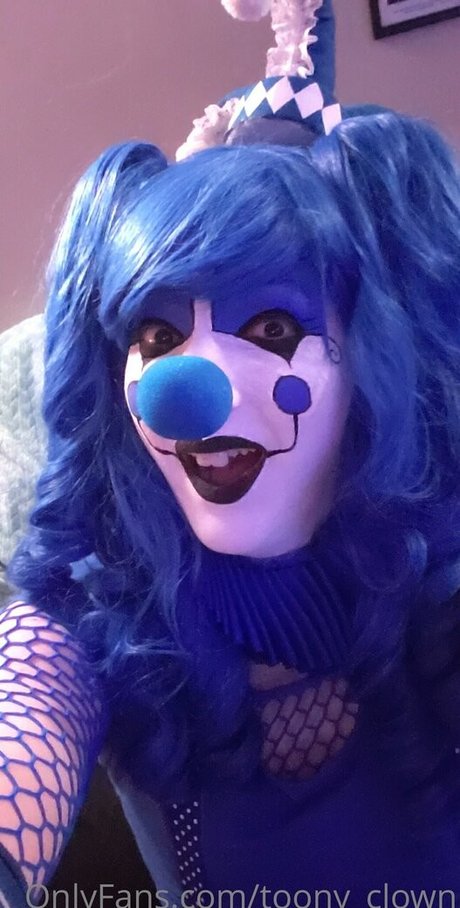toony clown nice actress img