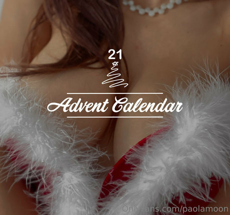 paolamoon star top pic