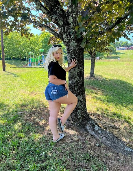 itsbabieh high quality pornstar img