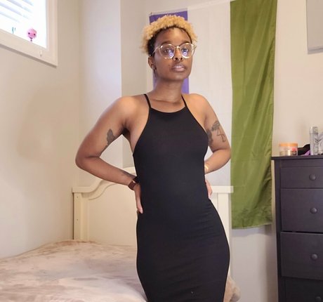 deedeebee96 hd pornstar gallery