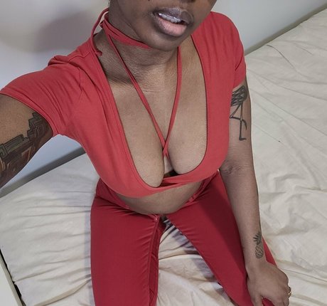 curvy teen onlyfans beautiful naked picture