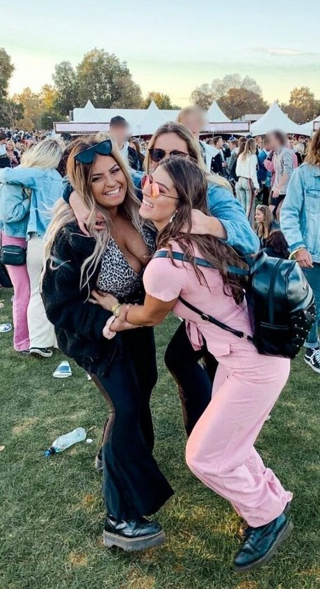 Chloe C pornographic model img