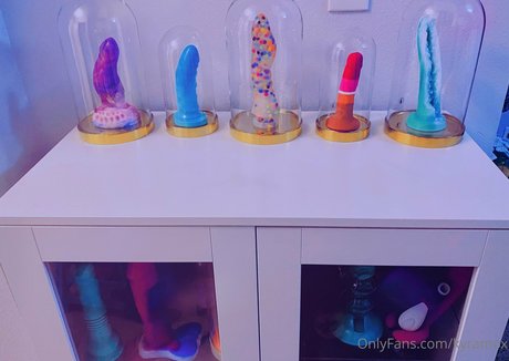 kyramox top actress img