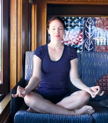 Bethany Gayton hd model img