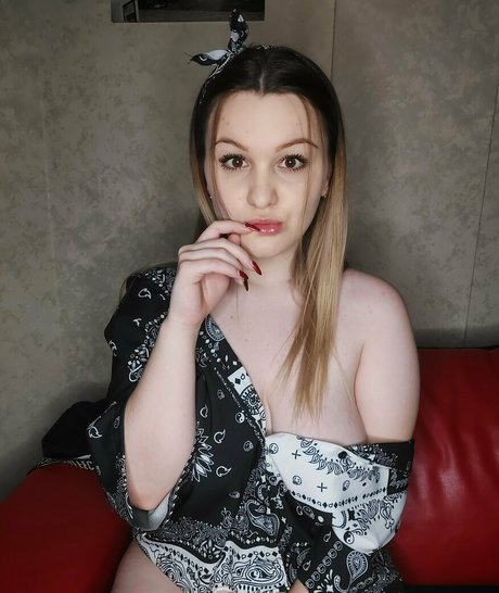 styanogra pornstar hot pic