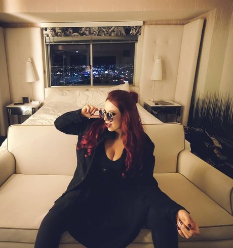 busty solo onlyfans adult archive