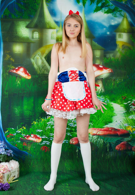 Nimfa model exclusive images