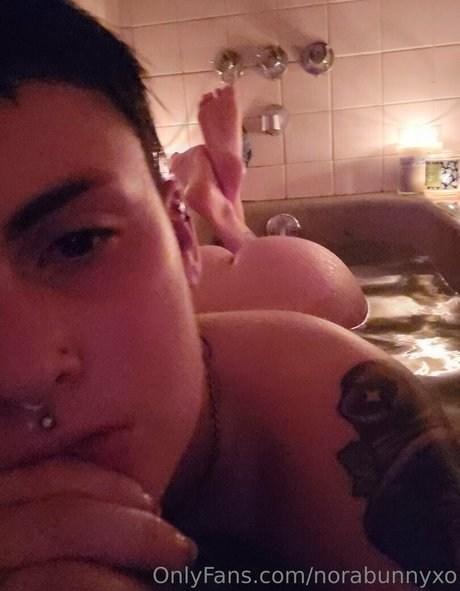 norabunnyxo pornstar adult img
