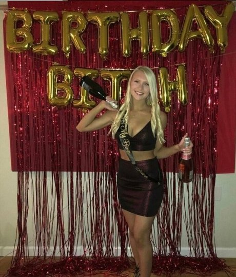 estelabrazzer model sexy photos