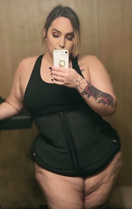 luxxxstone exclusive star photo