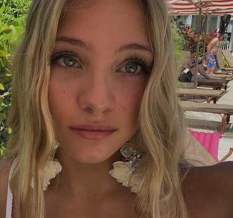 Isabella DuCharme model free gallery