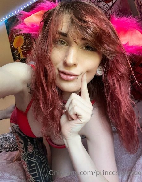 princessaimee model nude picture