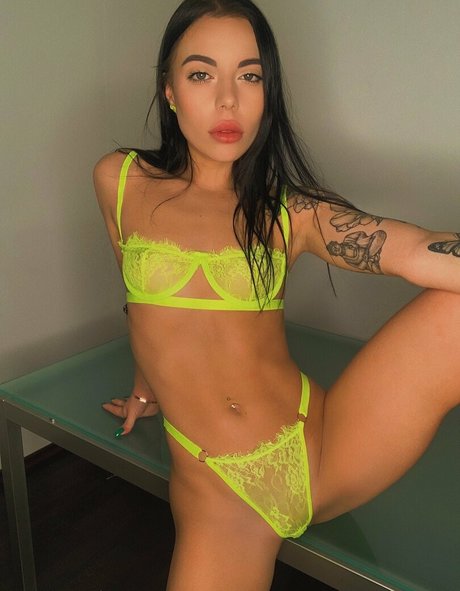 bellablackfree hot star galleries