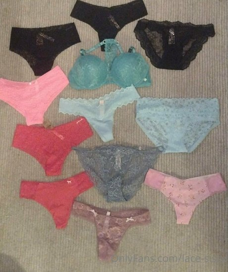 lace sissy top model pic