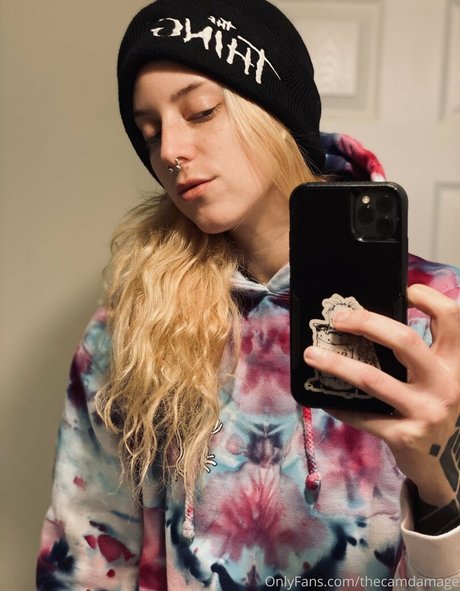 thecamdamage star top pictures