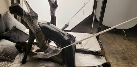 blonde shemale onlyfans nice archive