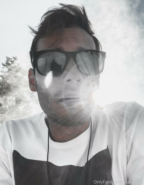 skinny babe onlyfans sexy nudes picture