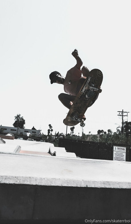 skaterrboi pornstar exclusive photos