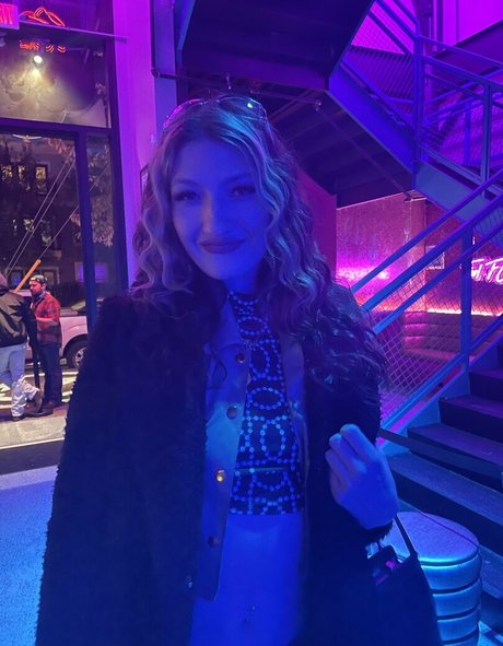 alanamariexo pornstar sexy pictures