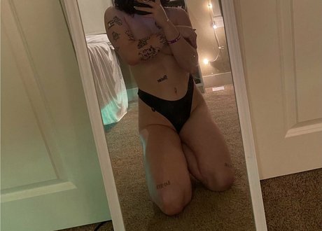 skinny blonde milf onlyfans free xxx picture