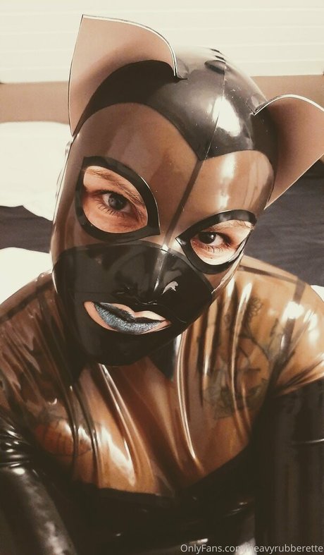 heavyrubberette pornstar sexy photo