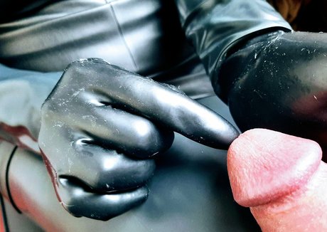 heavyrubberette nice star galleries