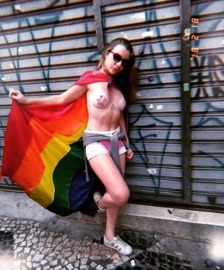 laryfree nice pornstar pics