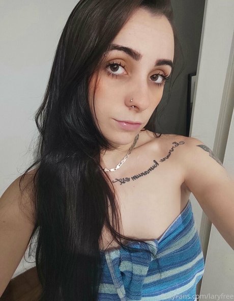 laryfree model perfect picture