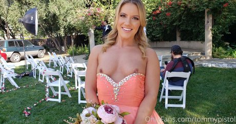 bukkake onlyfans art naked pic