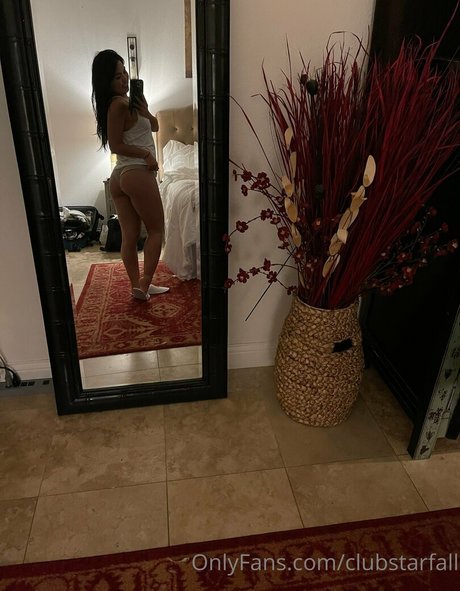 college onlyfans nude picture