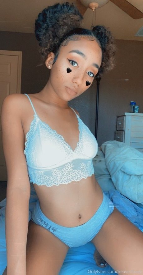 Heavenbaee pornographic actress img