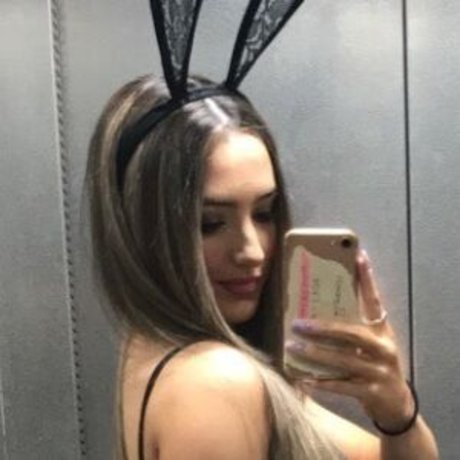 Emma Russell pornstar high quality picture