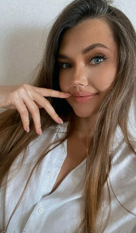 photopolli pornographic model img