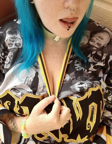 smo licious hot actress photos